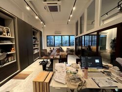 Redhill Forum (D3), Factory #464483061